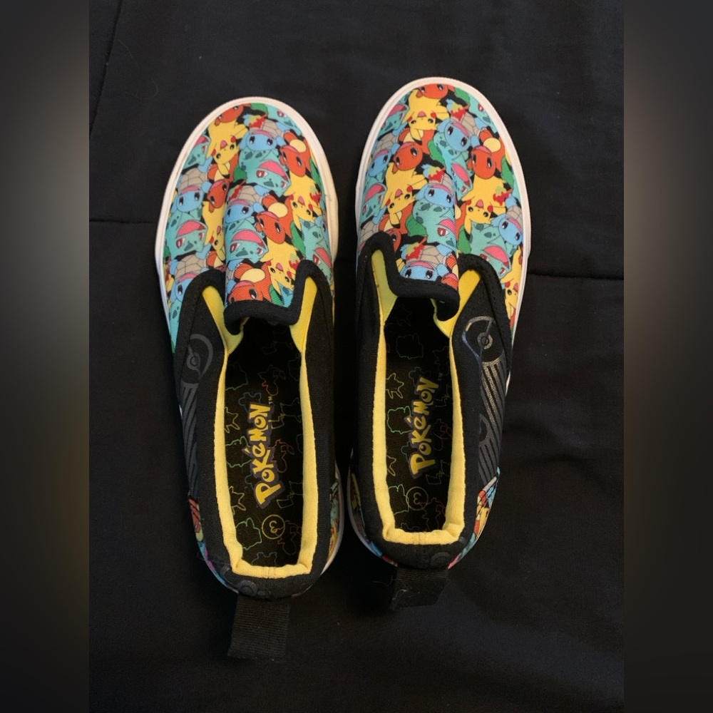 *SOLD* Boys Pokémon shoes